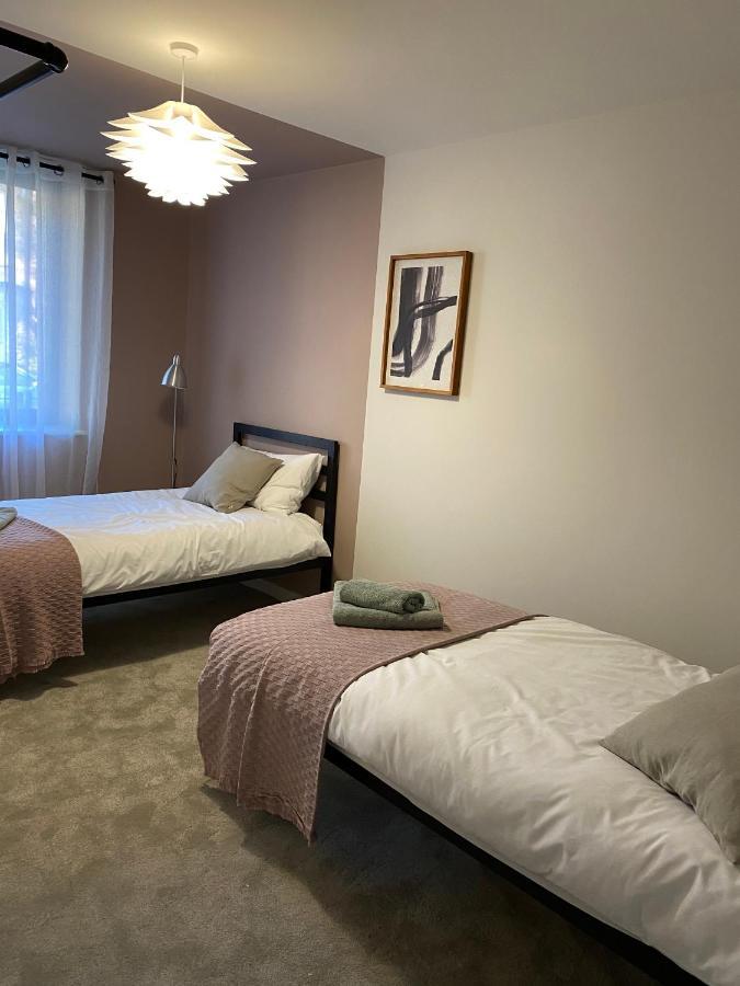 Modern Apartment In Central Quiet York With Free Parking - Contemporary New Building المظهر الخارجي الصورة