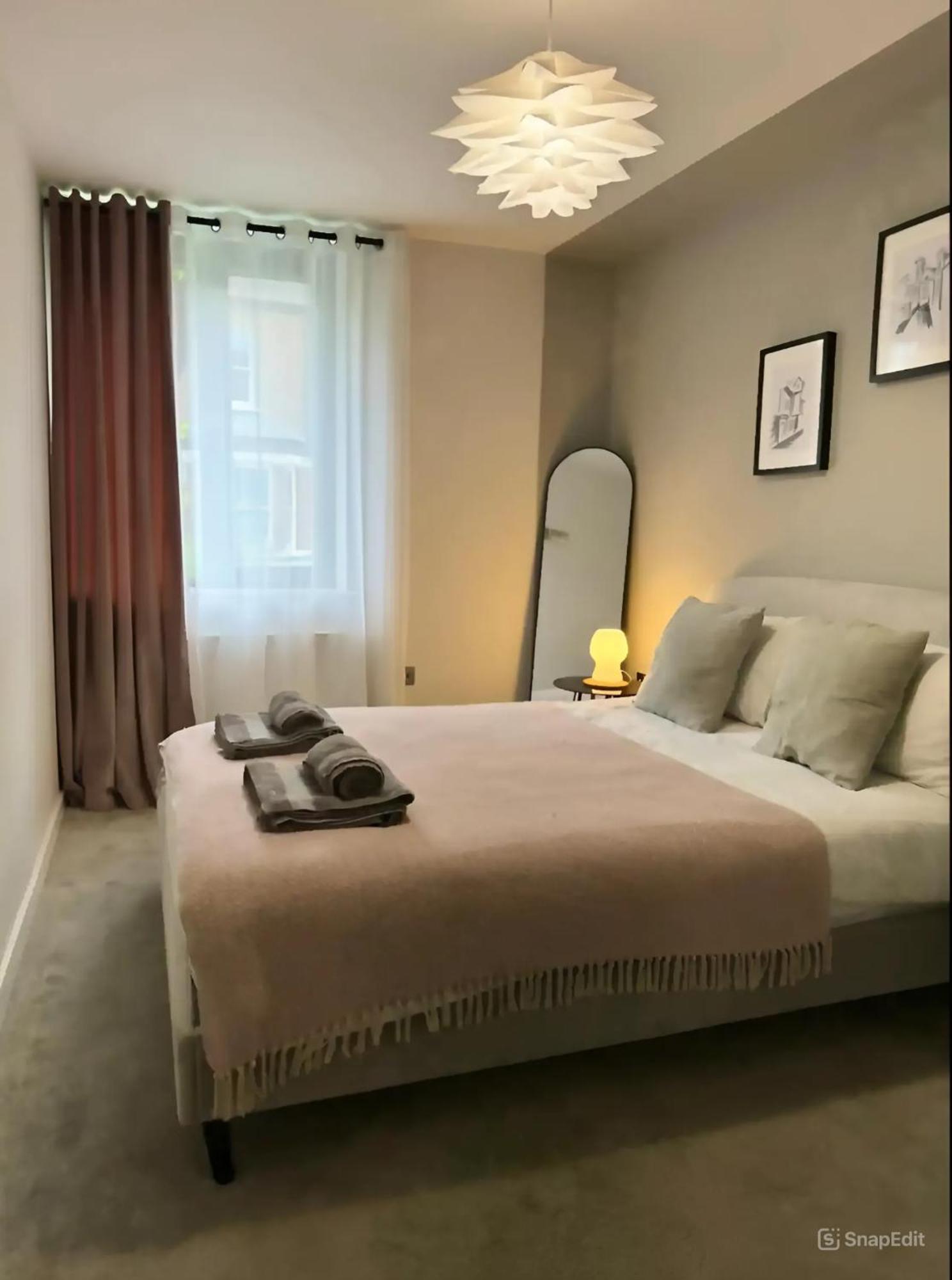 Modern Apartment In Central Quiet York With Free Parking - Contemporary New Building المظهر الخارجي الصورة
